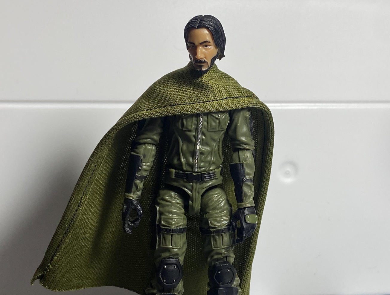 1:18 Scale Handmade Green Cape